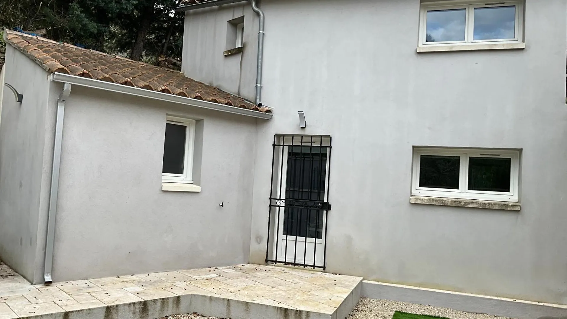 Le Petit Bastidon Gite A Oppede Avec Piscine 0*,  France